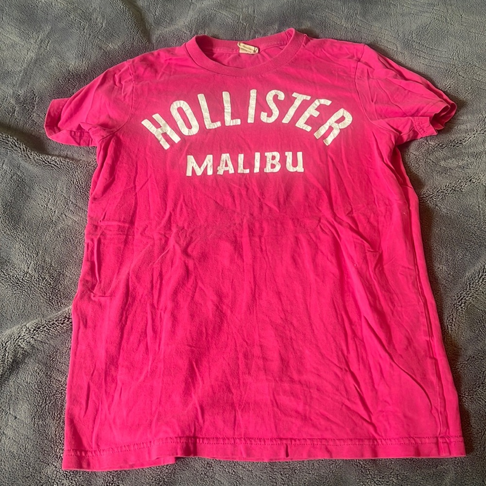 Hollister Tee